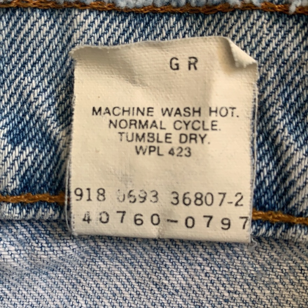 Levis Vintage Mom jeans - Picture 11 of 11